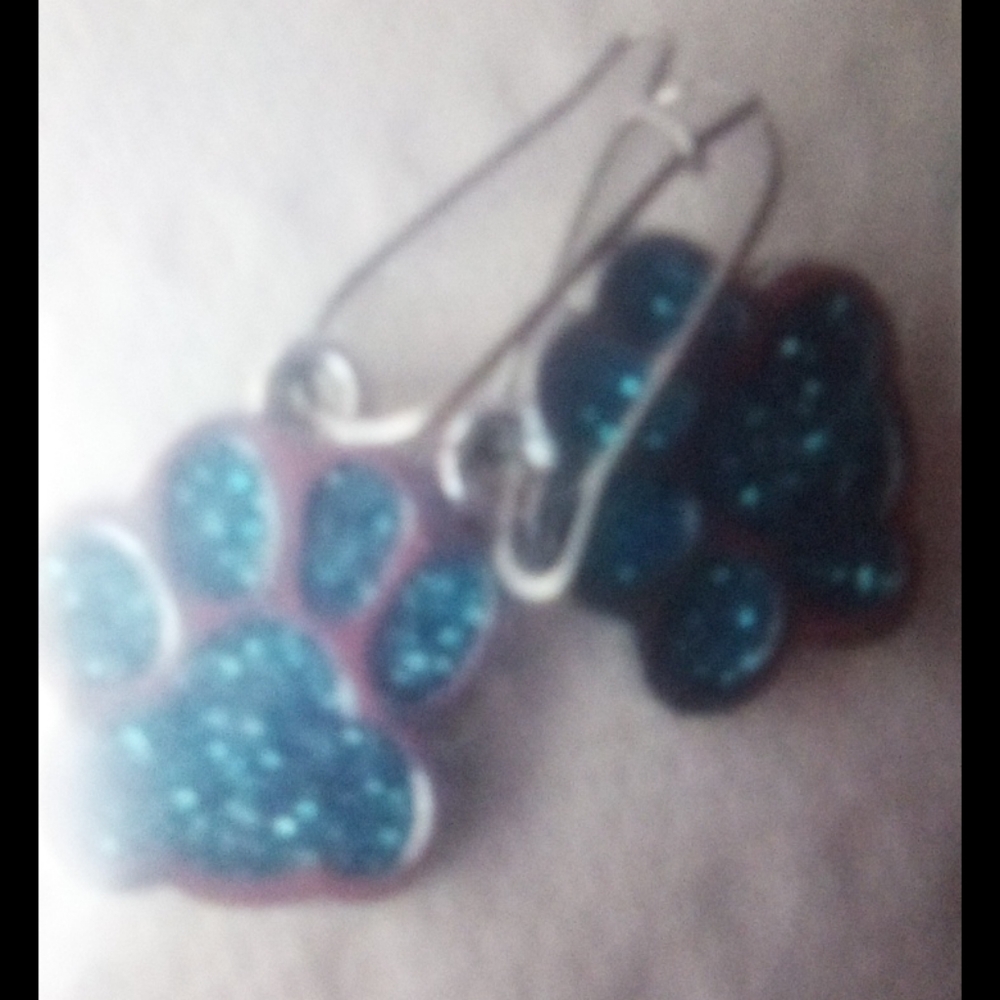 Earrings - Picture 4 of 4